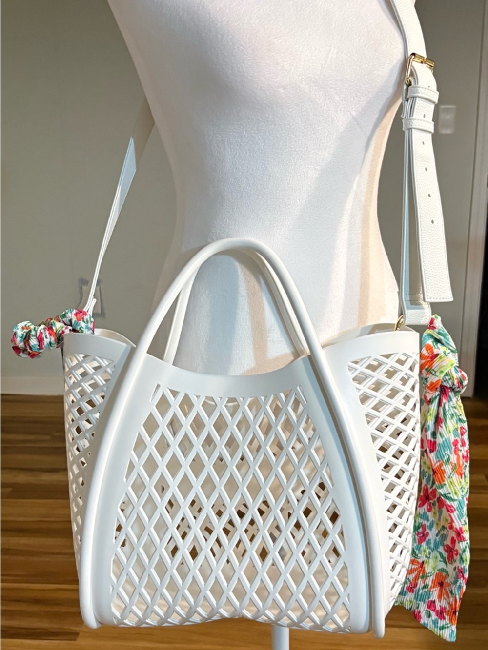Silicone White Beach Tote Set with Removable Strap, Floral Scarf and Scrunchie